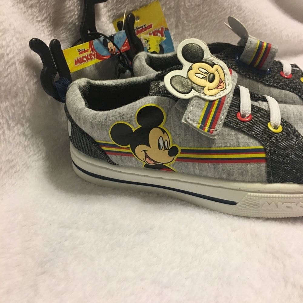 NWT Mickey Mouse sneakers‎ - Picture 3 of 4